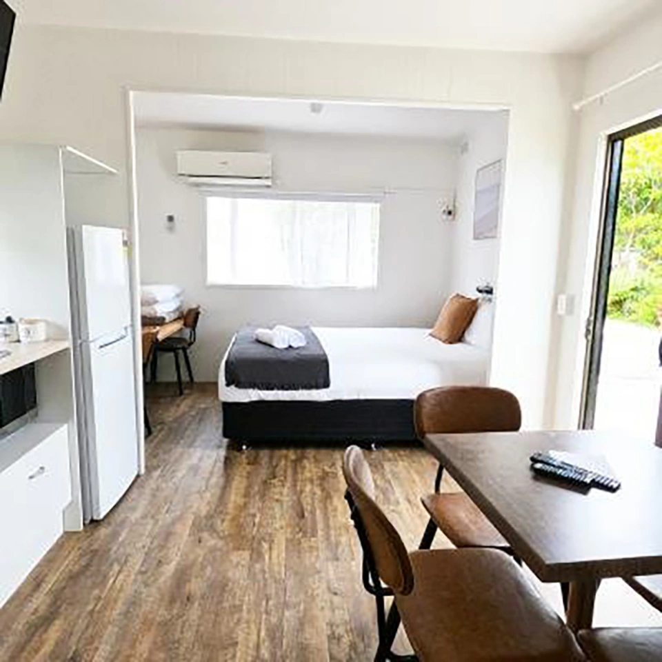 Family Open Plan Cabin Big4 15